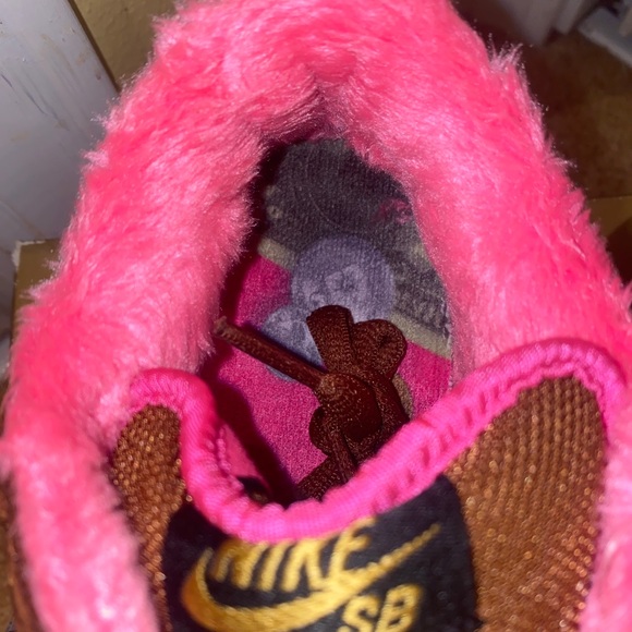 2007 Nike SB Dunk Low Gibson Guitar Case - Picture 7 of 9